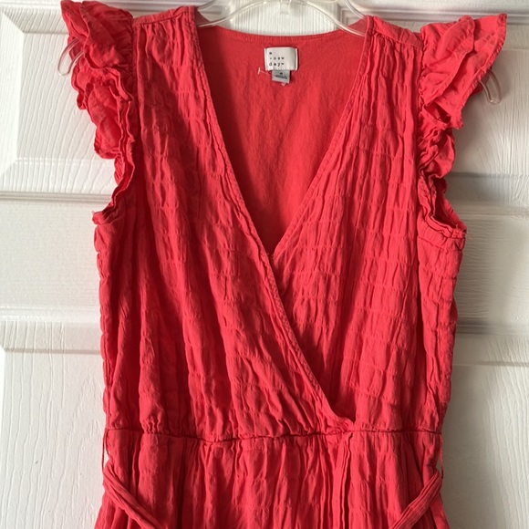 A new day dress - Picture 2 of 9